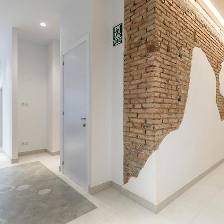 Comfortable Room Close To City Centre Валенсия Екстериор снимка